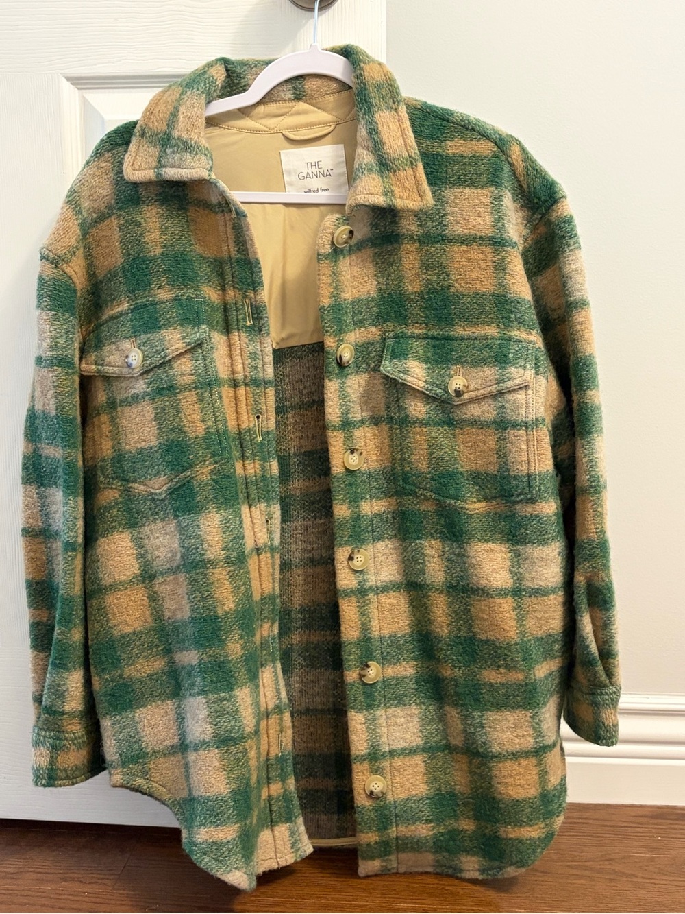 Aritzia Green and Tan Plaid Shirt Jacket